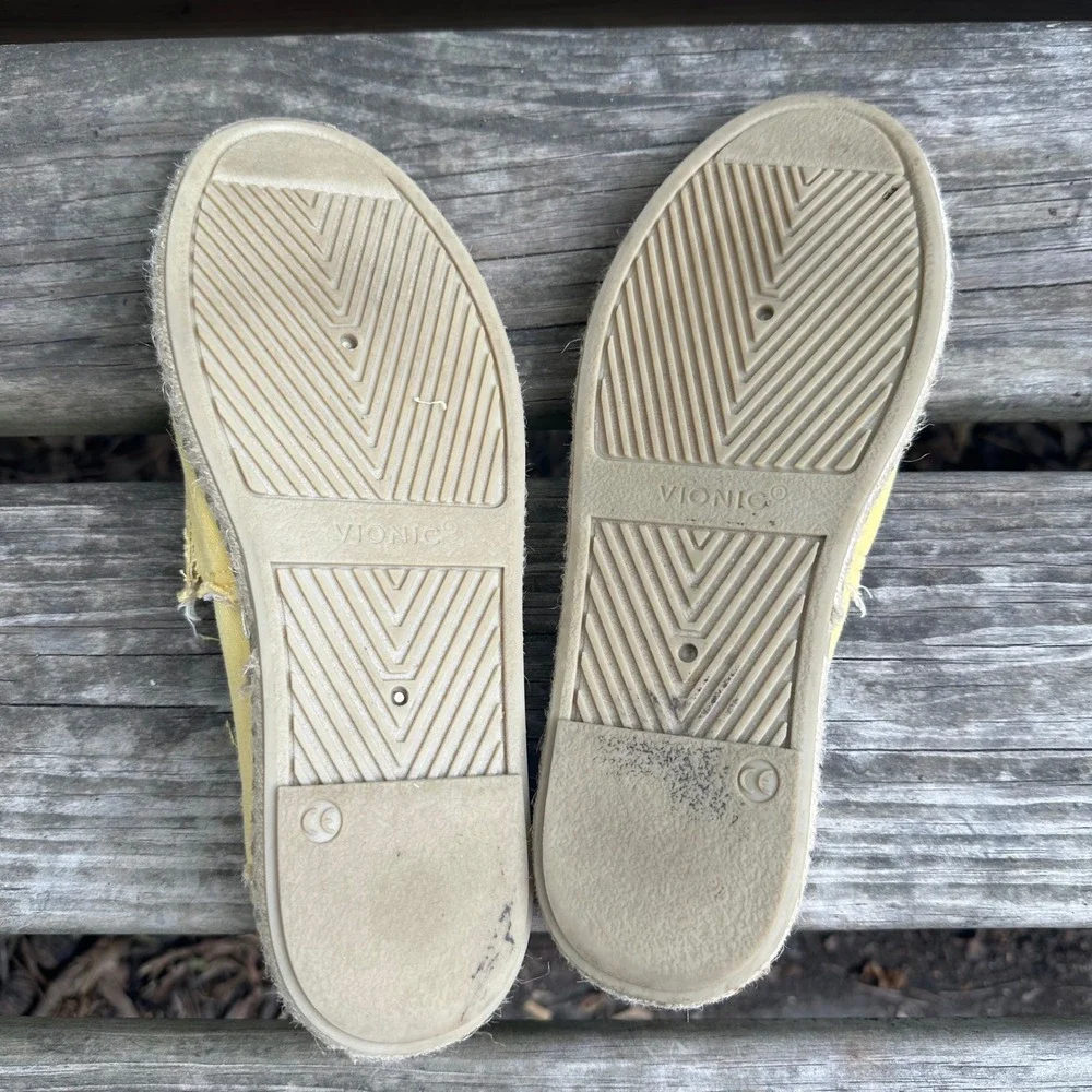 Vionic Beach Laguna Sun Yellow Canvas Frayed Espadrille Slip On Sneakers‎ Sz 8.5